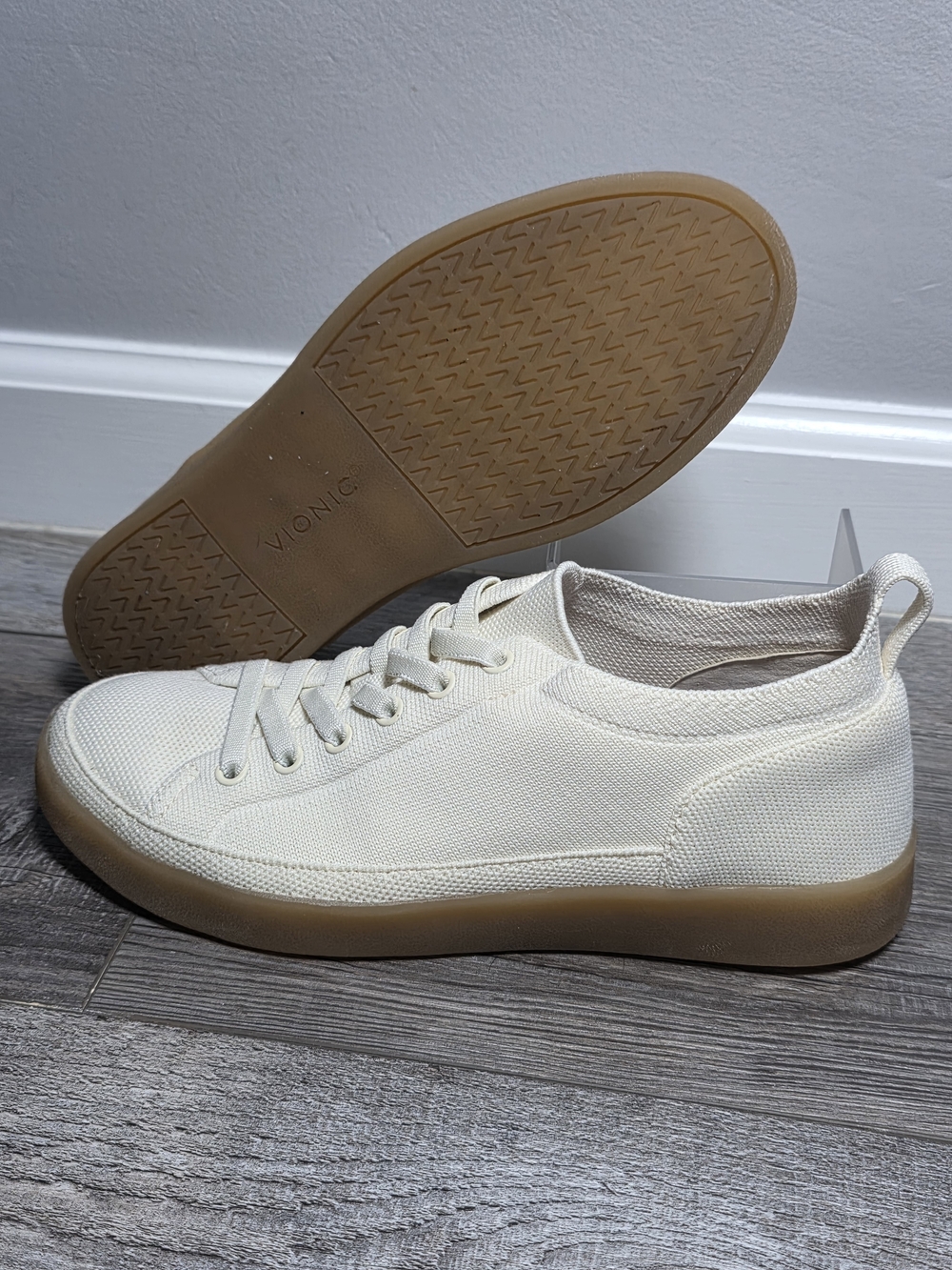 Vionic Women's Winny Knit Slip-on Gum Sole Shoes Sz 8.5 *EUC